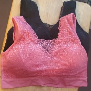 Very soft bralettes bundle of two matching